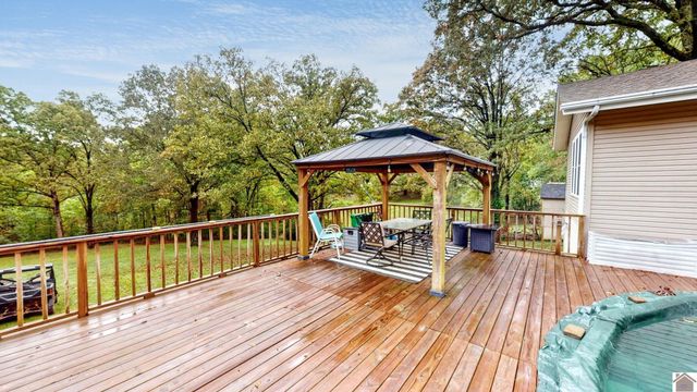 1760 Ridge Road, Gilbertsville, KY 42044