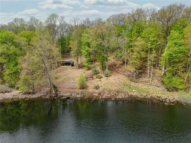 22 Lake Lacoma Drive, Perinton, NY 14534