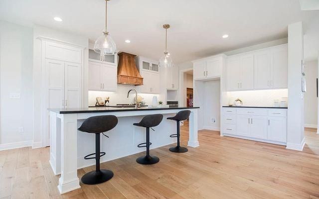 2813 NE 102nd Street, Kansas City, MO 64155
