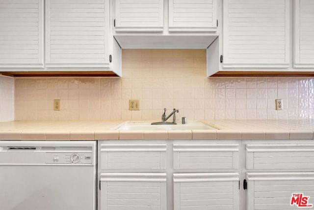 1164 Wellesley Avenue 204, Los Angeles, CA 90049