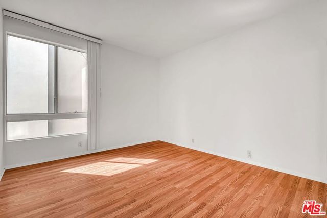 1164 Wellesley Avenue 204, Los Angeles, CA 90049
