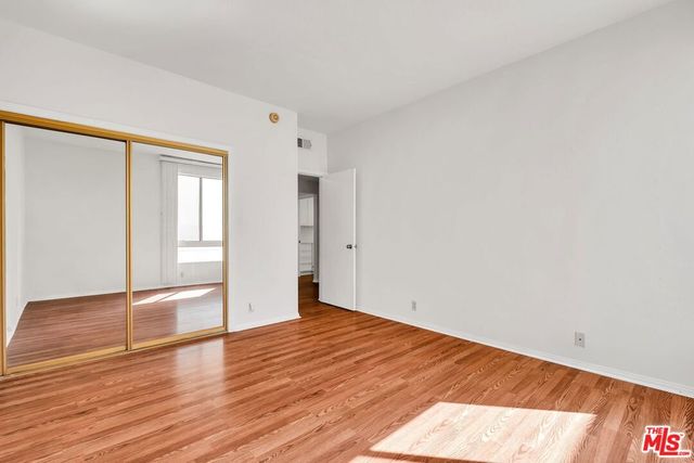 1164 Wellesley Avenue 204, Los Angeles, CA 90049