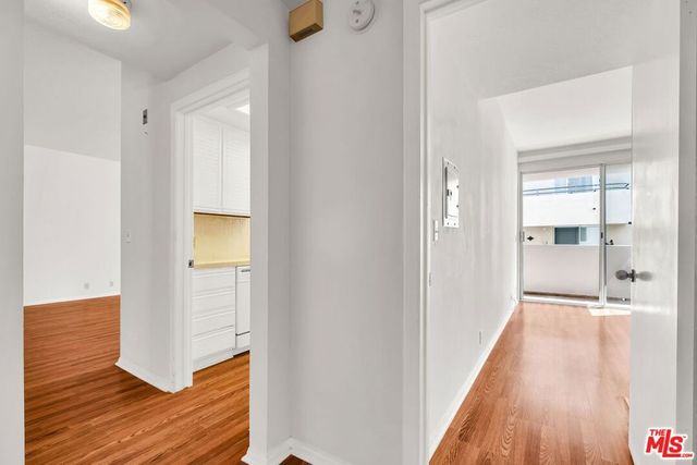 1164 Wellesley Avenue 204, Los Angeles, CA 90049