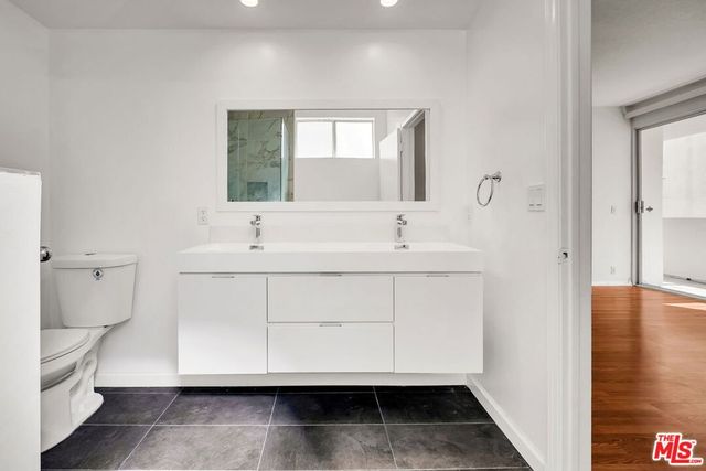 1164 Wellesley Avenue 204, Los Angeles, CA 90049