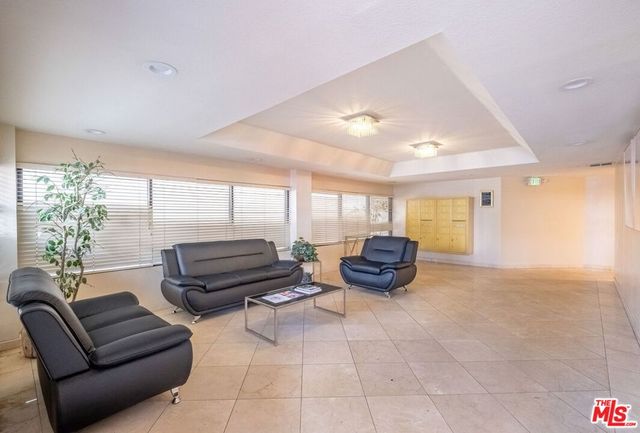 1164 Wellesley Avenue 204, Los Angeles, CA 90049
