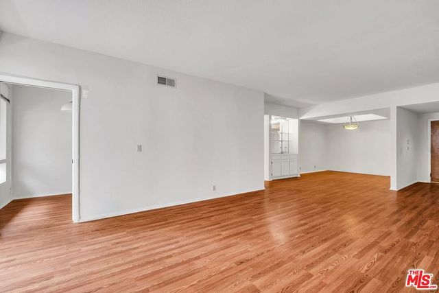 1164 Wellesley Avenue 204, Los Angeles, CA 90049