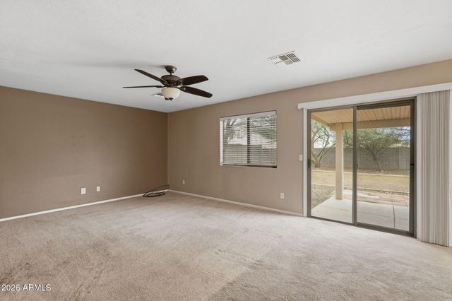 1704 E RENEGADE Trail, San Tan Valley, AZ 85143