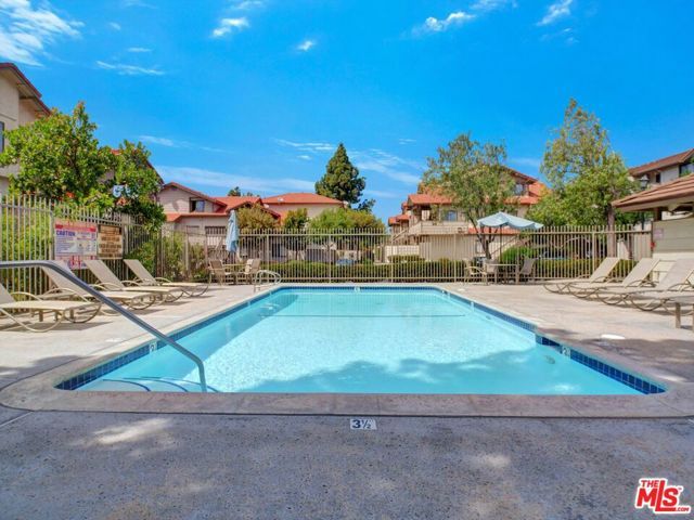 110 Maegan Place 2, Thousand Oaks, CA 91362