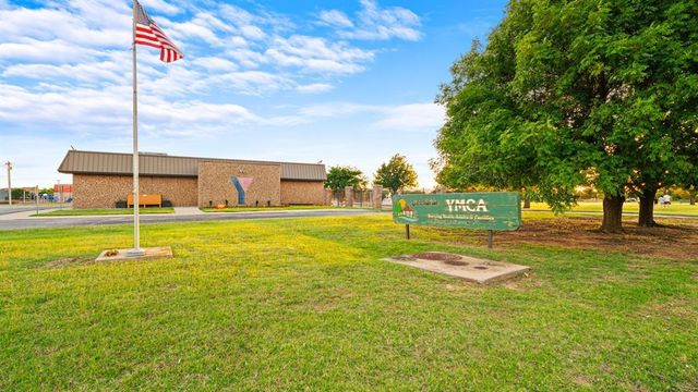 11201 Arbor Lake Drive, Oklahoma City, OK 73170
