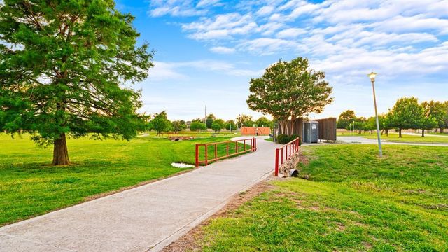 11201 Arbor Lake Drive, Oklahoma City, OK 73170