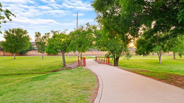 11201 Arbor Lake Drive, Oklahoma City, OK 73170