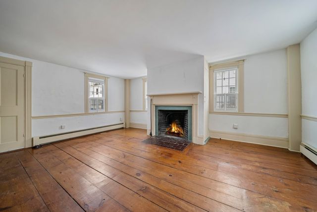 10 Maple Street, Exeter, NH 03833