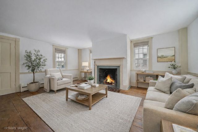 10 Maple Street, Exeter, NH 03833