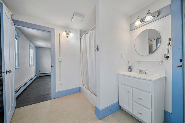 10 Maple Street, Exeter, NH 03833