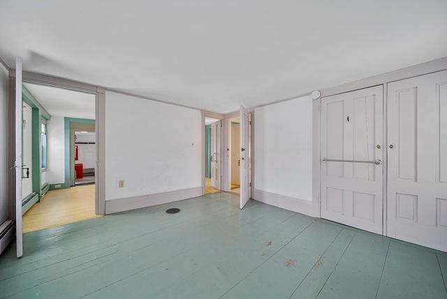 10 Maple Street, Exeter, NH 03833