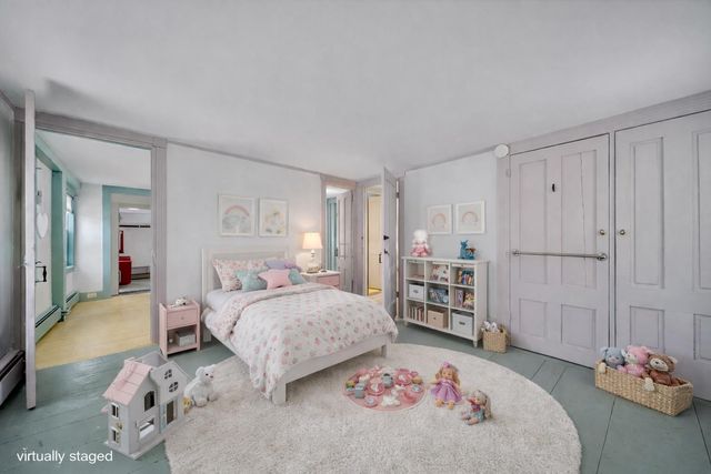 10 Maple Street, Exeter, NH 03833