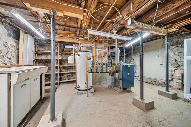 10 Maple Street, Exeter, NH 03833