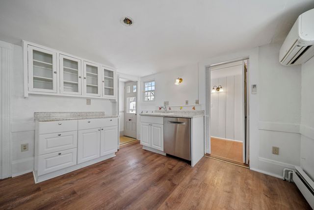 10 Maple Street, Exeter, NH 03833