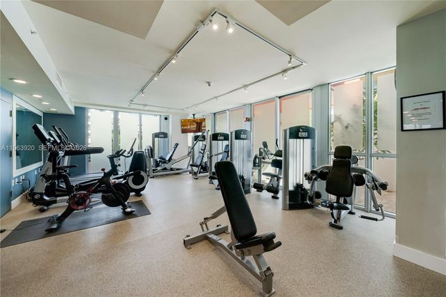 101 Ocean Dr 813, Miami Beach, FL 33139