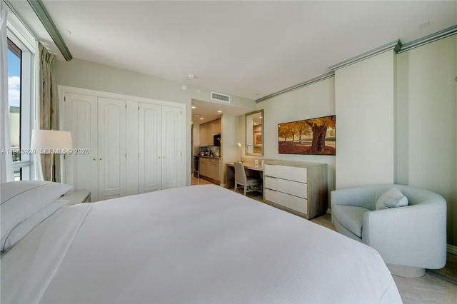 101 Ocean Dr 813, Miami Beach, FL 33139