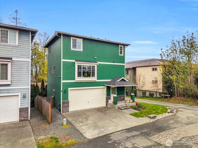 1011 94th Drive NE, Lake Stevens, WA 98258