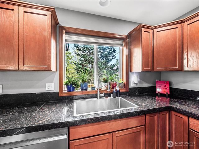 1011 94th Drive NE, Lake Stevens, WA 98258