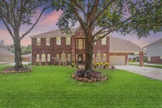 8219 Trophy Place Dr Drive, Humble, TX 77346