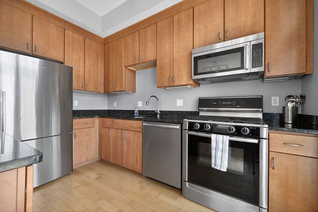 25 Wheeler St 114, Cambridge, MA 02138