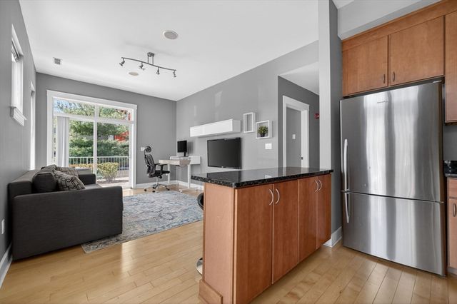 25 Wheeler St 114, Cambridge, MA 02138