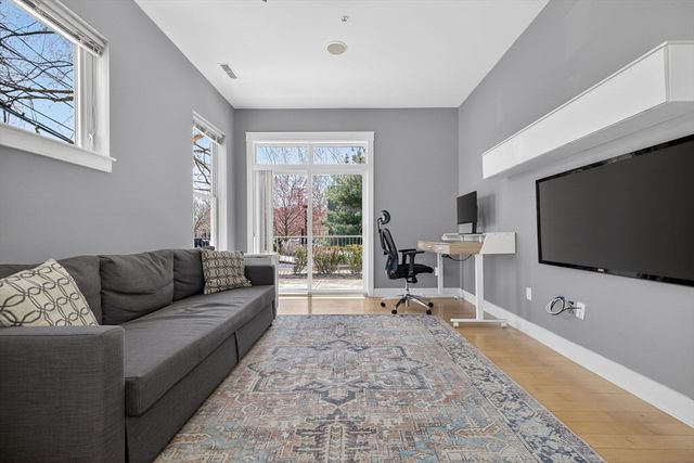 25 Wheeler St 114, Cambridge, MA 02138