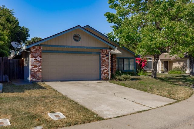 6113 Wolf Creek Ct, Elk Grove, CA 95758