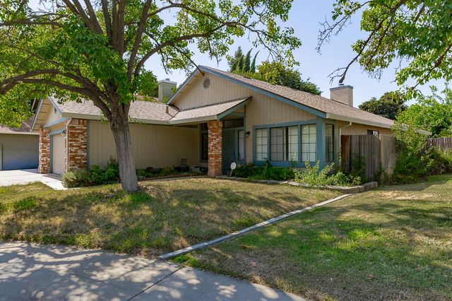 6113 Wolf Creek Ct, Elk Grove, CA 95758