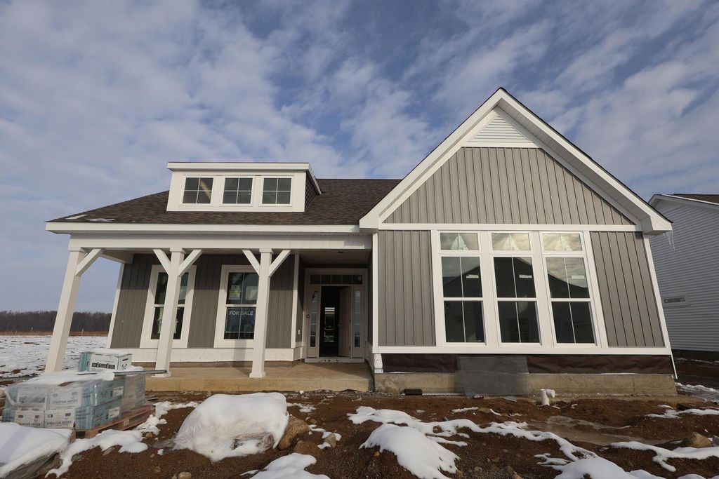 6958 Corsican Loop N, Hilliard, OH 43026