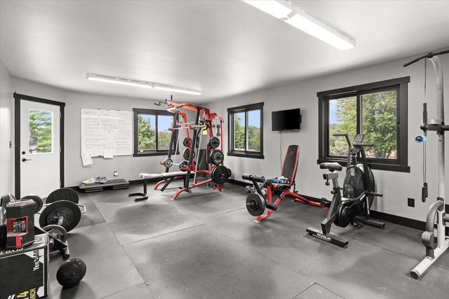 W6019 County Road S, Onalaska, WI 54650
