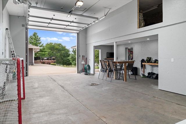 W6019 County Road S, Onalaska, WI 54650