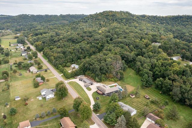 W6019 County Road S, Onalaska, WI 54650