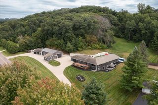 W6019 County Road S, Onalaska, WI 54650