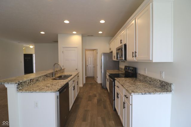 5786 Waterstone Way, Whitestown, IN 46075