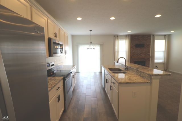 5786 Waterstone Way, Whitestown, IN 46075