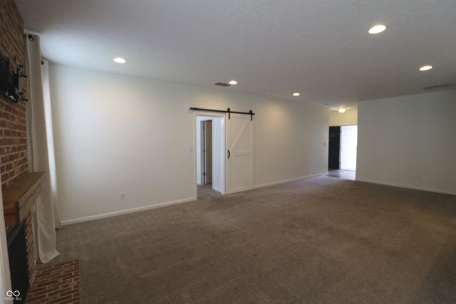 5786 Waterstone Way, Whitestown, IN 46075