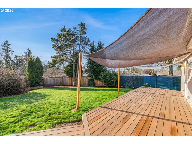 339 TELFORD Rd, Oregon City, OR 97045