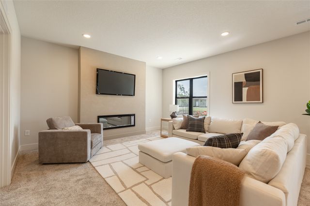 3001 Wakonda Drive, Norwalk, IA 50211