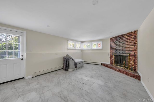 1678 Park Avenue, Merrick, NY 11566