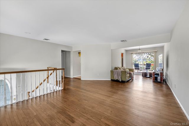 1678 Park Avenue, Merrick, NY 11566