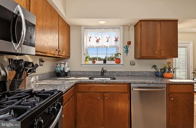 101 GLASGOW CIR, Lansdale, PA 19446