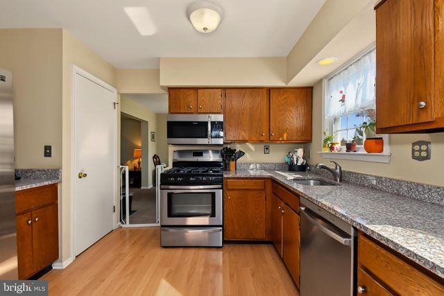 101 GLASGOW CIR, Lansdale, PA 19446