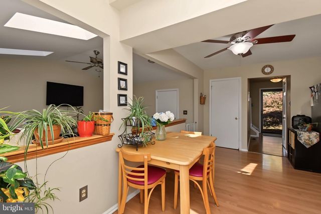 101 GLASGOW CIR, Lansdale, PA 19446