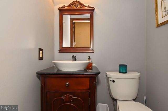 101 GLASGOW CIR, Lansdale, PA 19446
