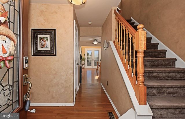 101 GLASGOW CIR, Lansdale, PA 19446