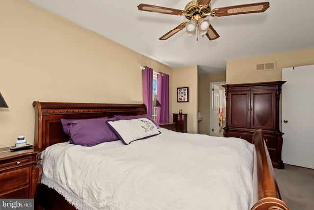 101 GLASGOW CIR, Lansdale, PA 19446